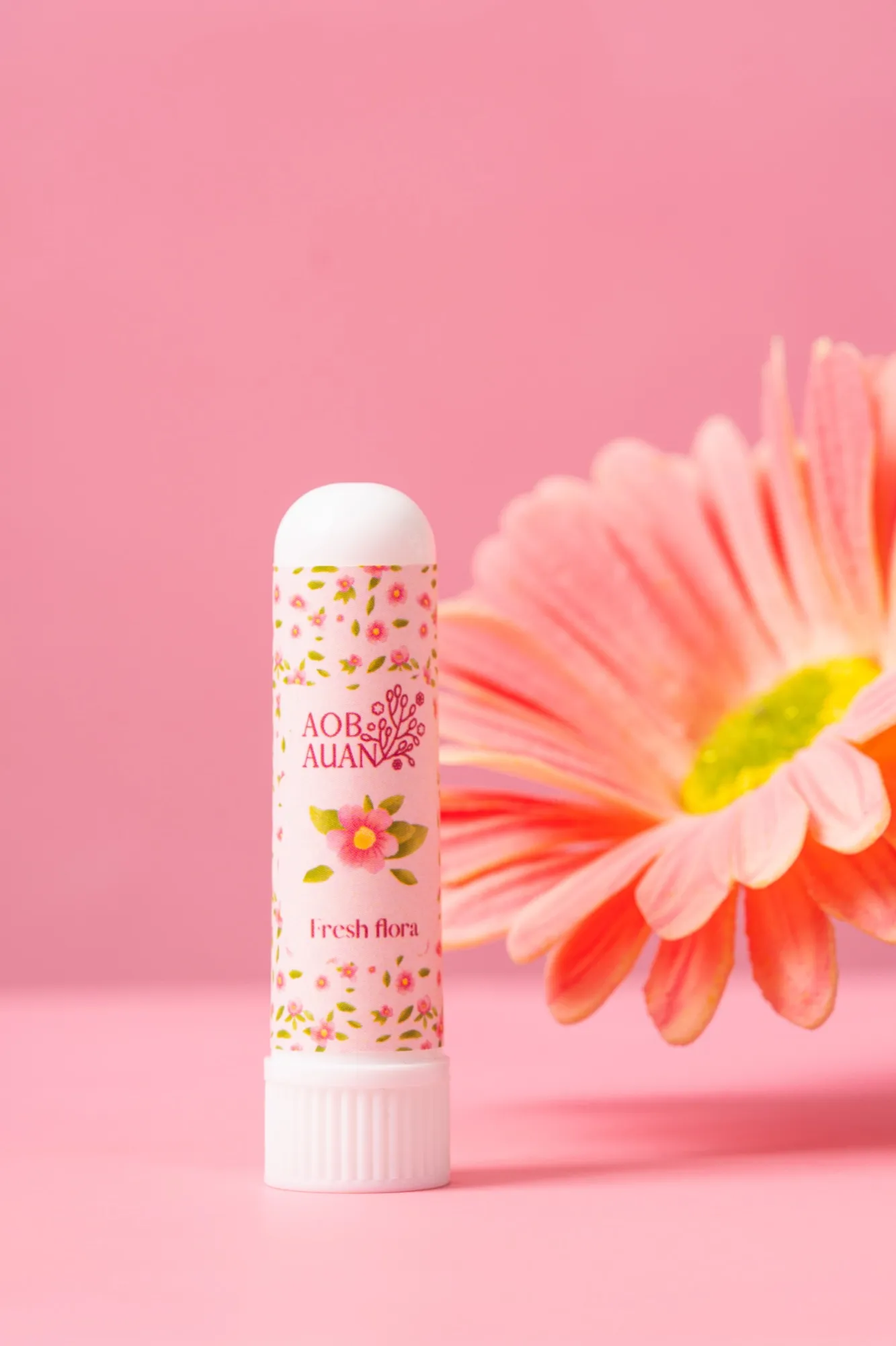 Fresh Flora herbal inhaler by Aobauan Herb, with its illustrated label
